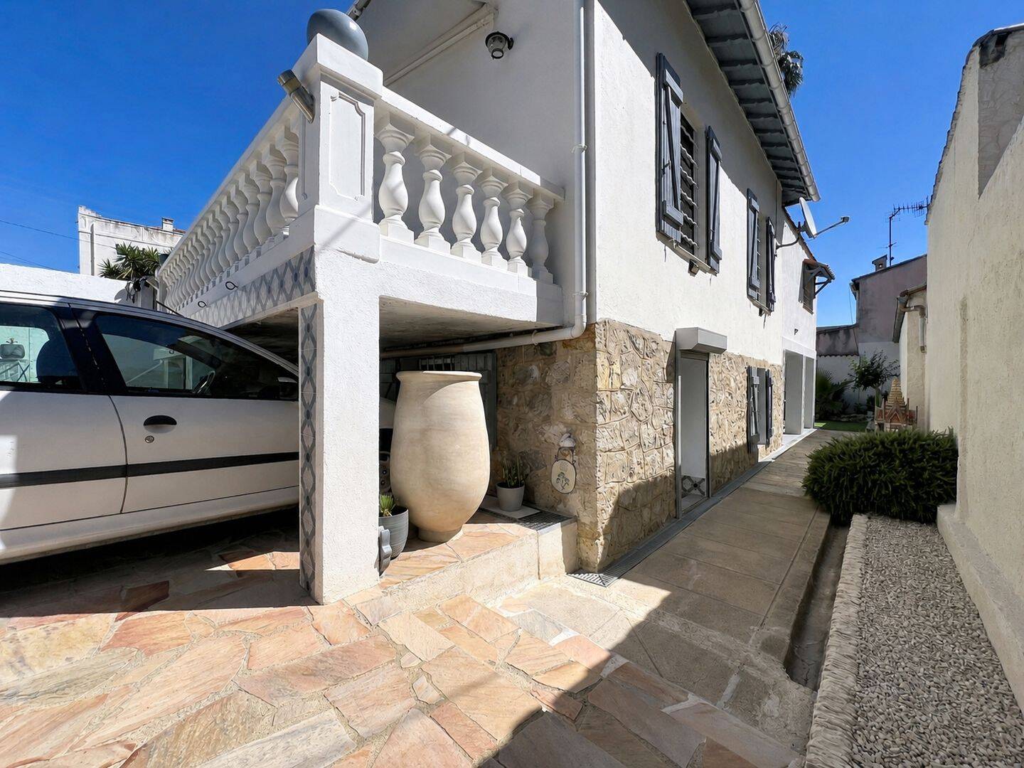 Maison 5 pièces 118 m² · à Vallauris · 118 m² · 675 000 €