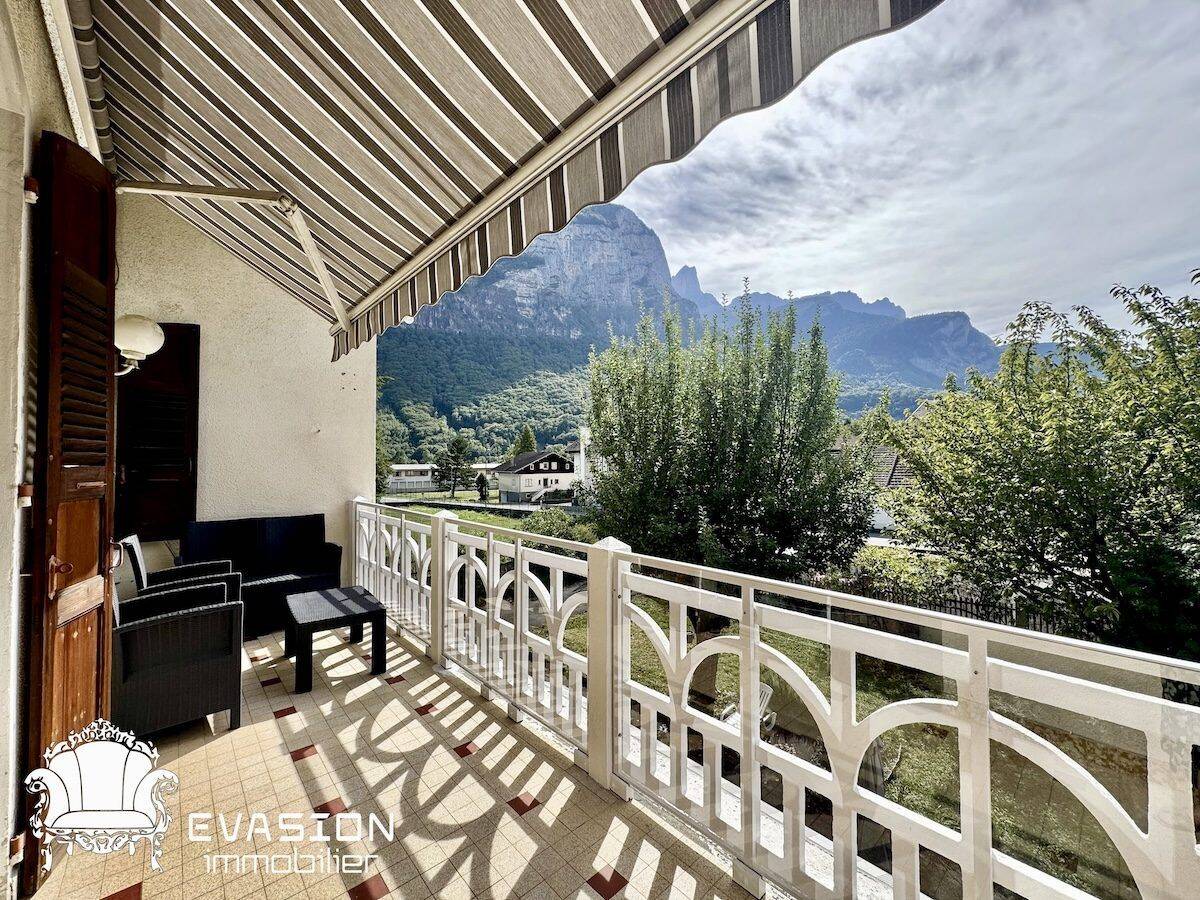 Appartement 2 pièces 50 m² · à Magland · 49,7 m² · 785 €/mois