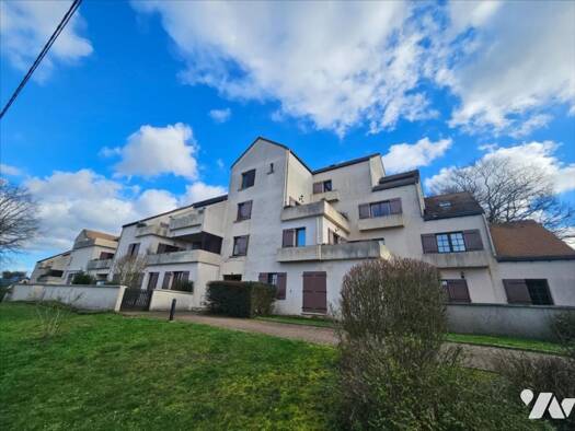 Appartement à vendre 99 000 € 2 pièces 1 chambre 83,3 m² RDC Évreux 27000