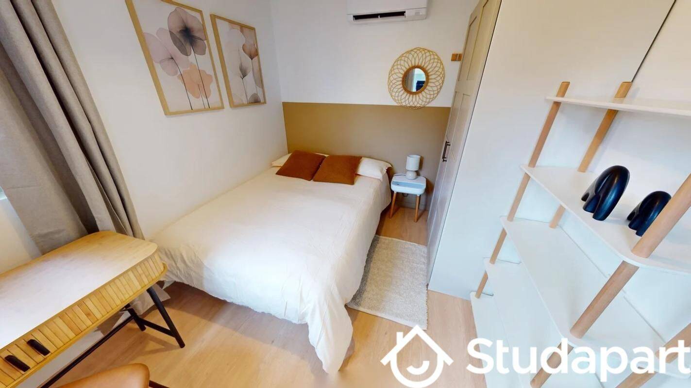 1 pièce 10 m² · à Bron · 10 m² · 552 €