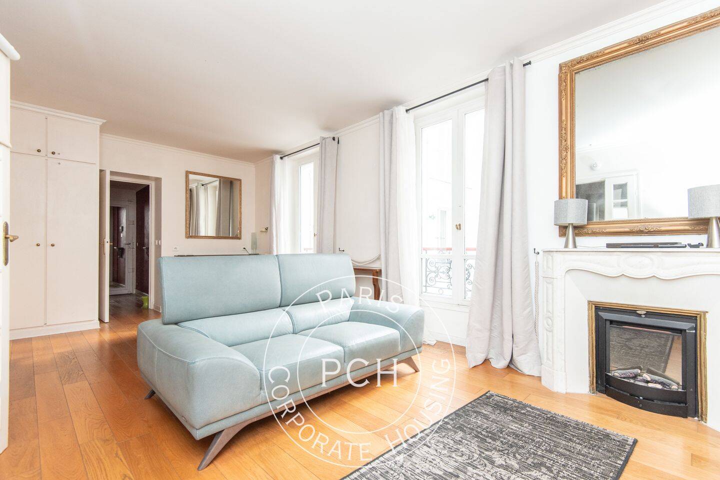 Appartement 2 pièces 44 m² · à Paris 8ème Arrondissement · 44 m² · 1 640 €