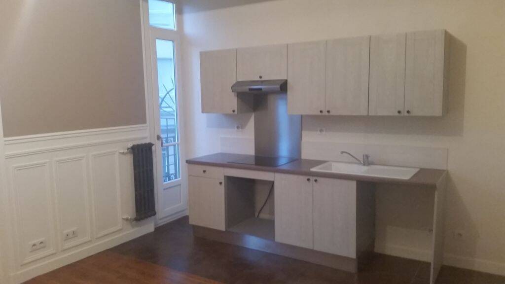 Appartement 3 pièces 55 m² · à Enghien-les-Bains · 54,6 m² · 1 237 €