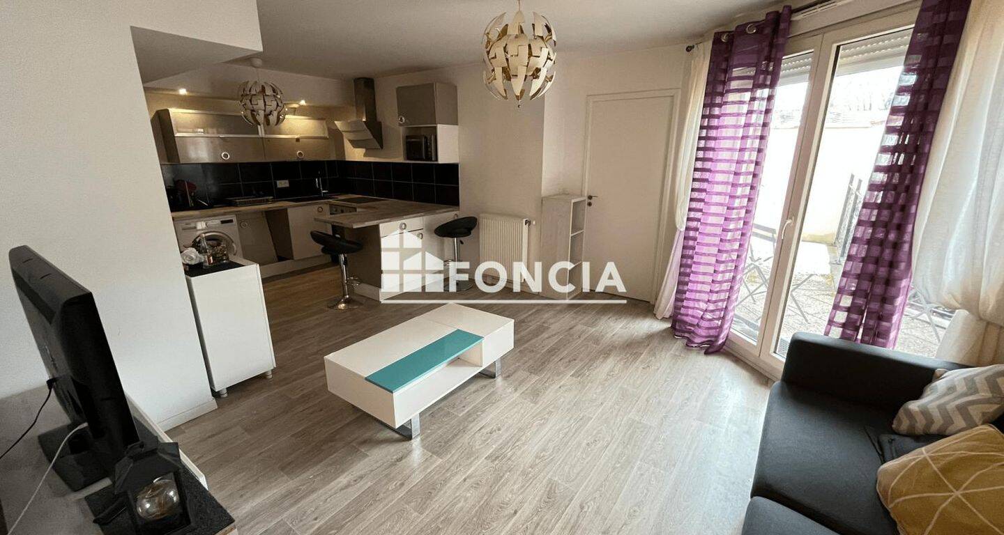 Appartement 2 pièces 44 m² · à Orly · 43,6 m² · 990 €