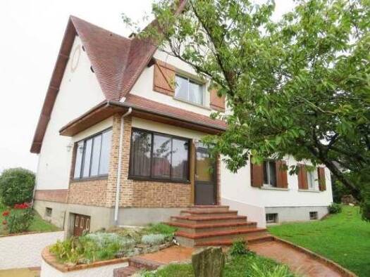 Maison à vendre 262 000 € 6 pièces 4 chambres 177 m² 1 000 m² de terrain Montroty 76220