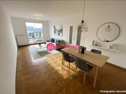 Maison à louer 900 € 4 pièces 3 chambres 89,6 m² 183 m² de terrain Le Mans 72000