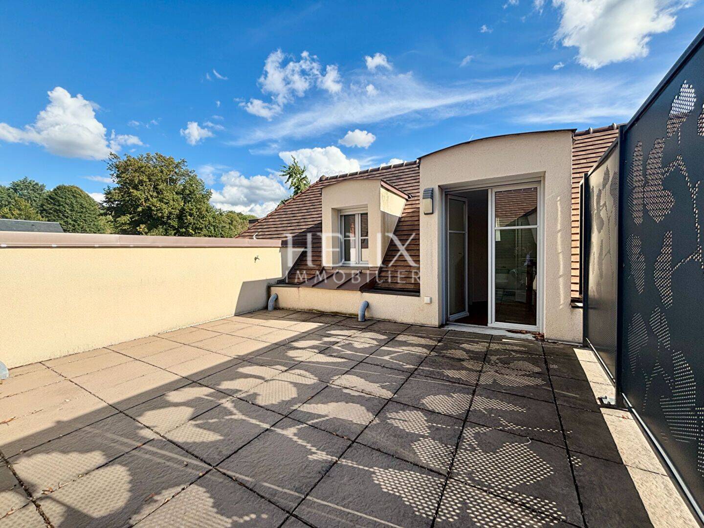 Appartement 4 pièces 107 m² · à L'Étang-la-Ville · 107,3 m² · 2 043 €/mois