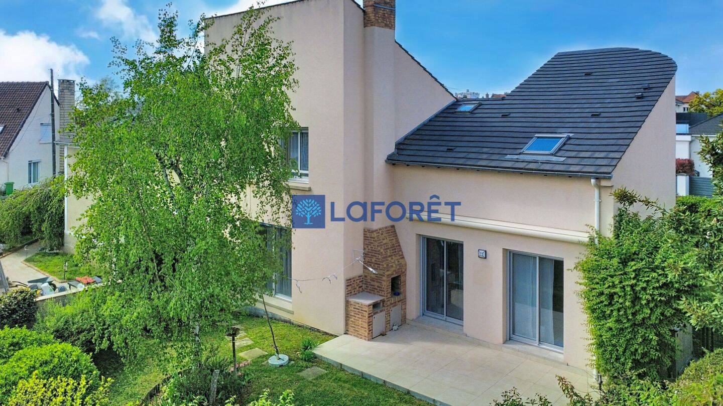 Maison 7 pièces 125 m² · à Savigny-sur-Orge · 124,8 m² · 379 000 €