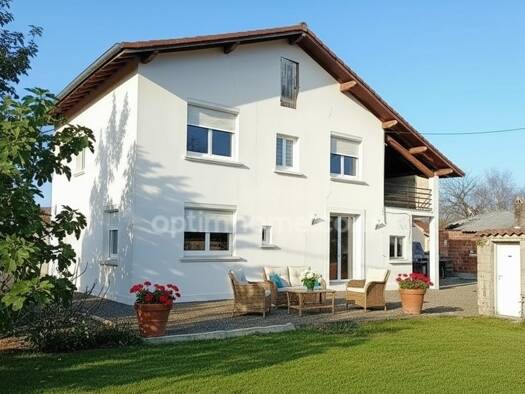 Maison à vendre 235 000 € 8 pièces 5 chambres 188 m² 3 014 m² de terrain Cazères-sur-l'Adour 40270