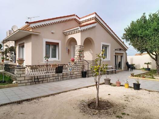 Maison de plain-pied à vendre 445 000 € 4 pièces 3 chambres 95 m² 524 m² de terrain Plaine Centre Châteauneuf-les-Martigues 13220