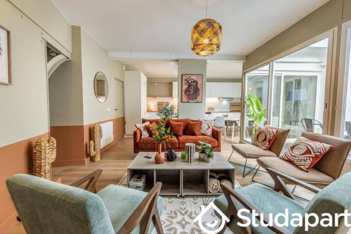 1 pièce 12 m² · à Paris 20ème Arrondissement · 12 m² · 1 120 €/mois