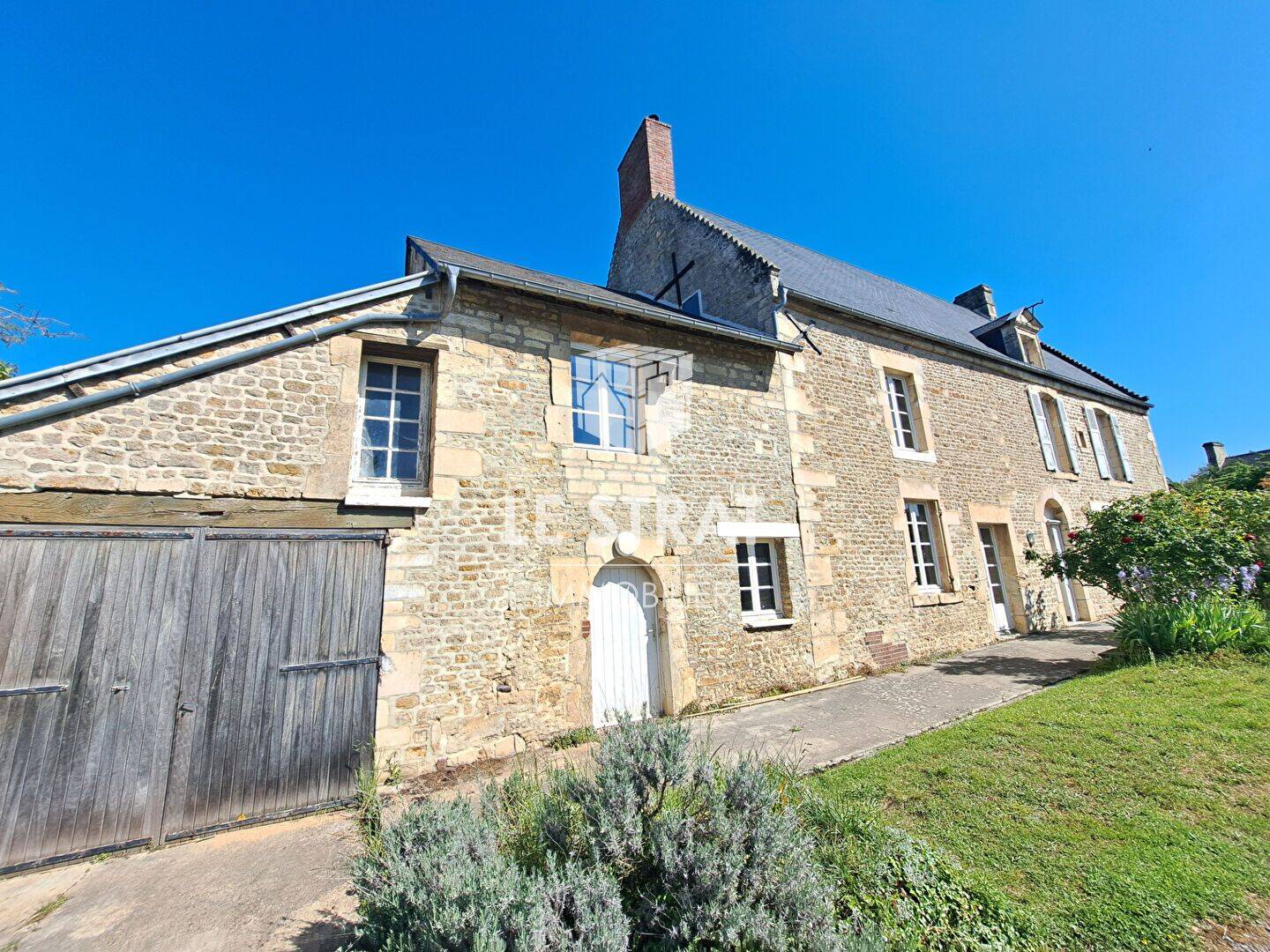 Maison 8 pièces 250 m² · à Caen · 250 m² · 530 000 €