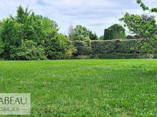Terrain à vendre 157 000 € 728 m² de terrain Mirabeau 84120