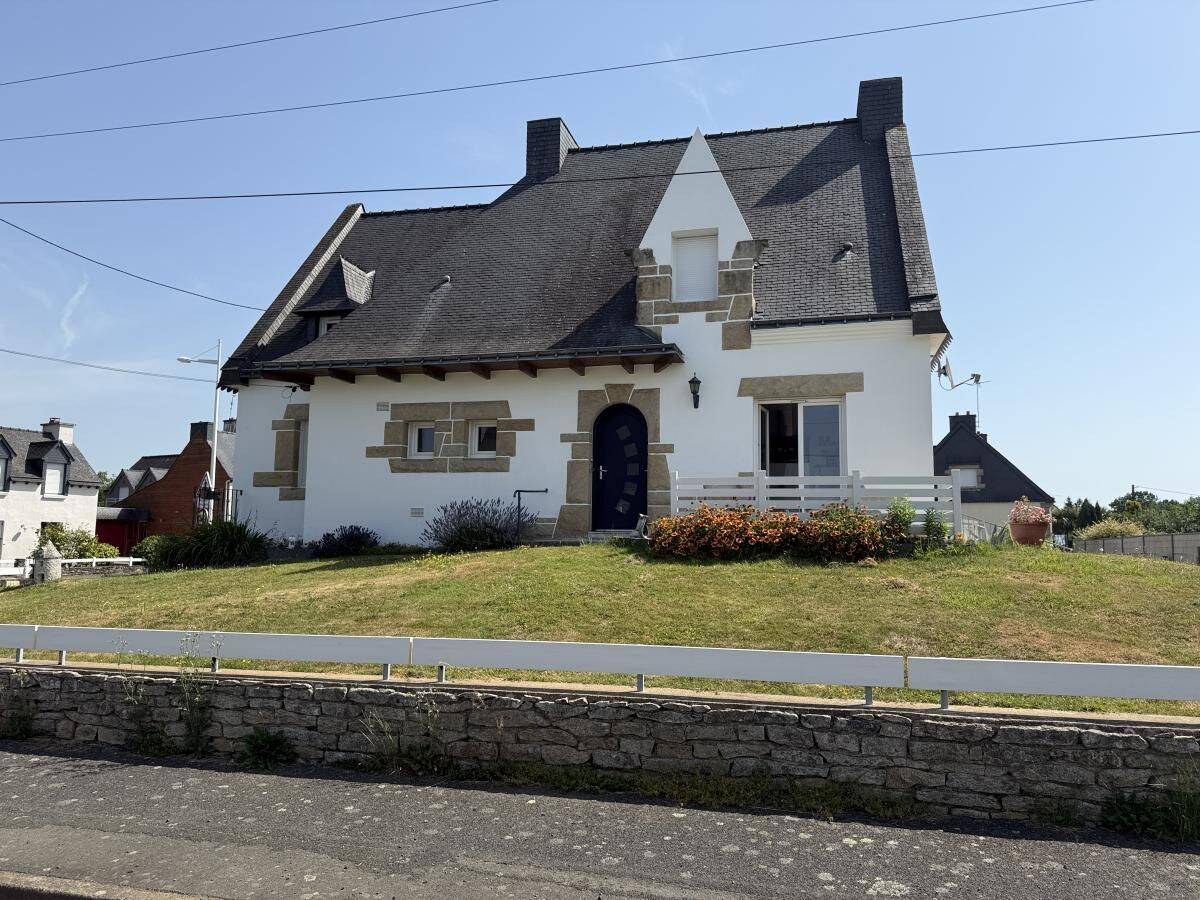 Maison 2 pièces 144 m² · à Loudéac · 144,3 m² · 239 246 €