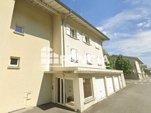 Appartement à louer 738 € 2 pièces 1 chambre 50 m² 1er étage Le Versoud 38420