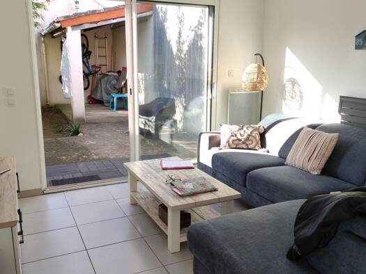 Maison de plain-pied à vendre 238 500 € 2 pièces 1 chambre 43 m² 88 m² de terrain Aytré 17440