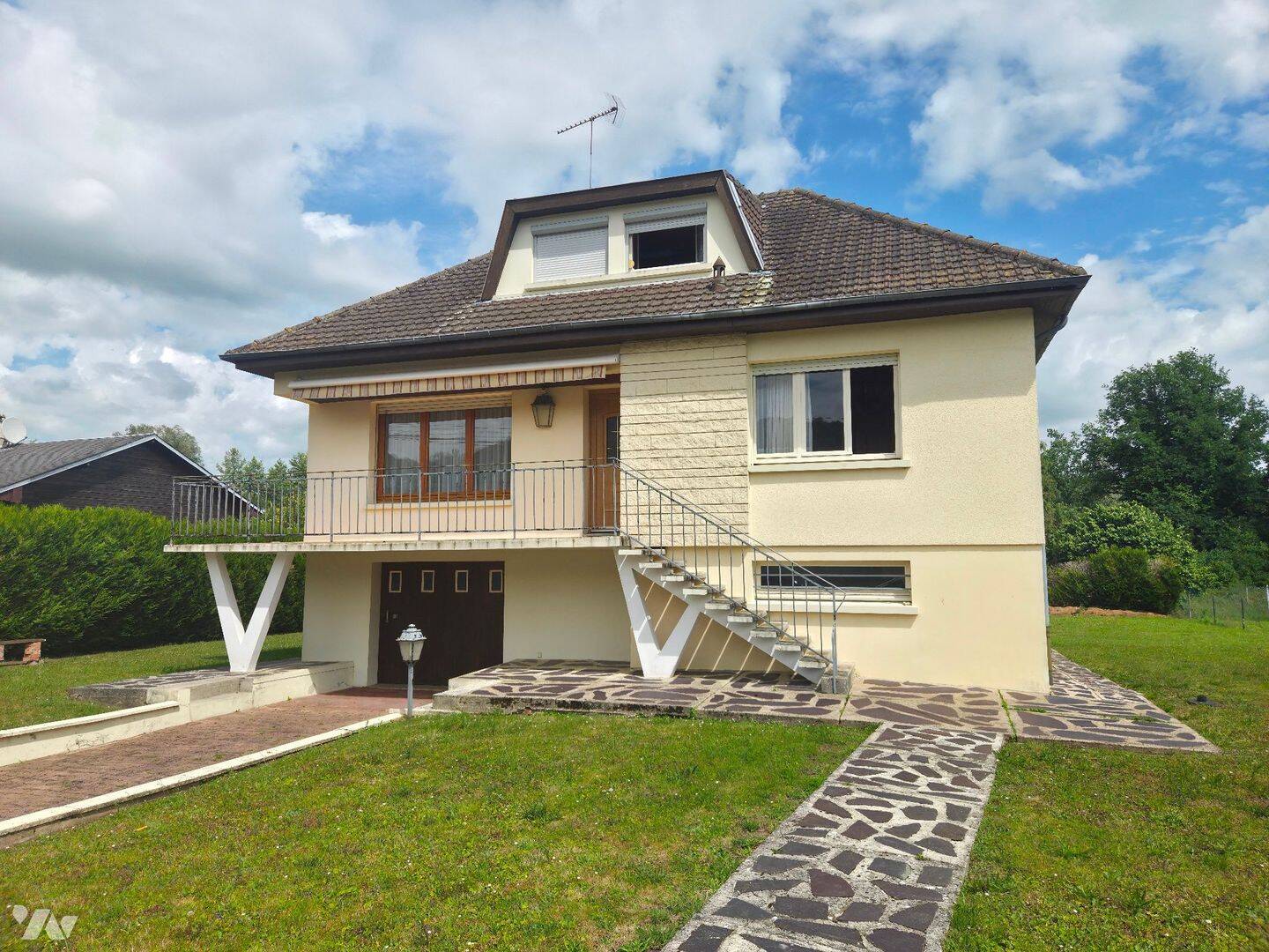 Maison 5 pièces 93 m² · à Festieux · 93 m² · 139 900 €