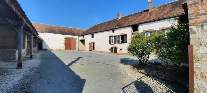 Mas à vendre 199 000 € 4 pièces 2 chambres 106 m² 1 223 m² de terrain Villebeon 77710