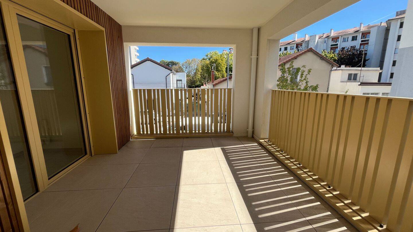 Appartement 3 pièces 64 m² · à Lyon 8ème Arrondissement · 64 m² · 1 047 €/mois