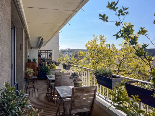 Triplex à vendre 436 100 € 6 pièces 4 chambres 120 m² Étage 1/3 Centre Angers 49100