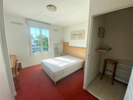 Appartement à louer 745 € 1 pièce 21 m² 2ème étage Guillebaud-Beauv Vallon-Les Rabats-Antonypole Antony 92160