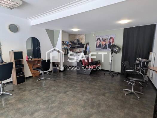 Institut de beauté à vendre Fonds de commerce 28 900 € 2 pièces 90 m² de surface de vente Brizambourg 17770