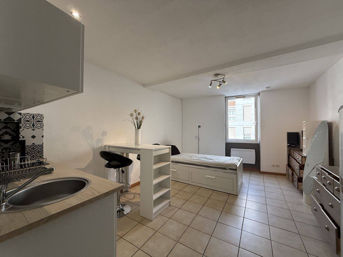 Appartement 1 pièce 24 m² · à Charnay-lès-Mâcon · 23,8 m² · 444 €