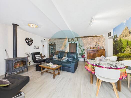 Maison de plain-pied à vendre 129 990 € 5 pièces 3 chambres 92,8 m² 2 478 m² de terrain Cosne-Villechaud Cosne-Cours-sur-Loire 58200