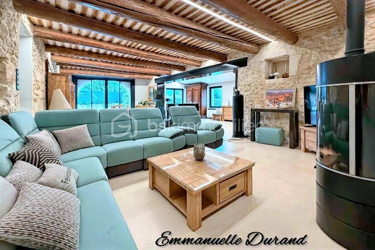 Maison 5 pièces 190 m² · à Saint-Paul-Trois-Châteaux · 190 m² · 680 000 €
