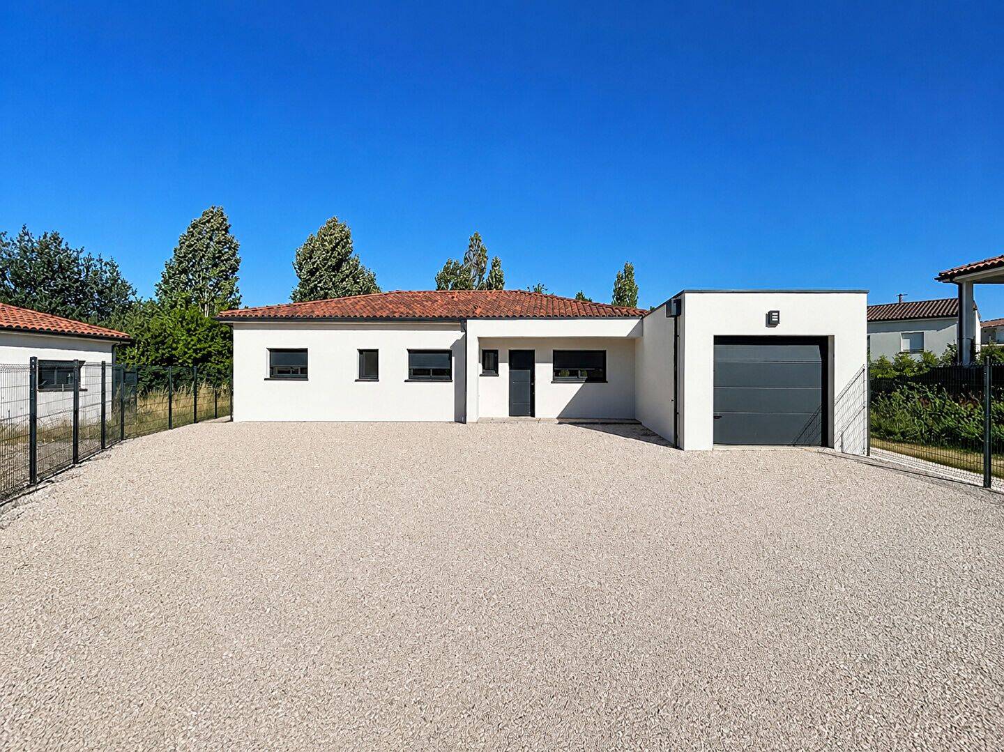 Maison 5 pièces 113 m² · à Léojac · 113 m² · 299 900 €