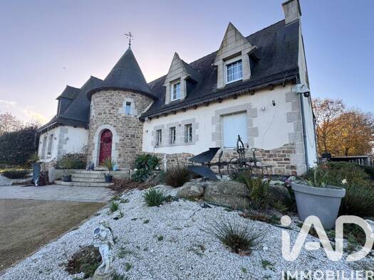 Demeure à vendre 499 000 € 7 pièces 5 chambres 217 m² 2 797 m² de terrain Saint-Gilles-les-Bois 22290