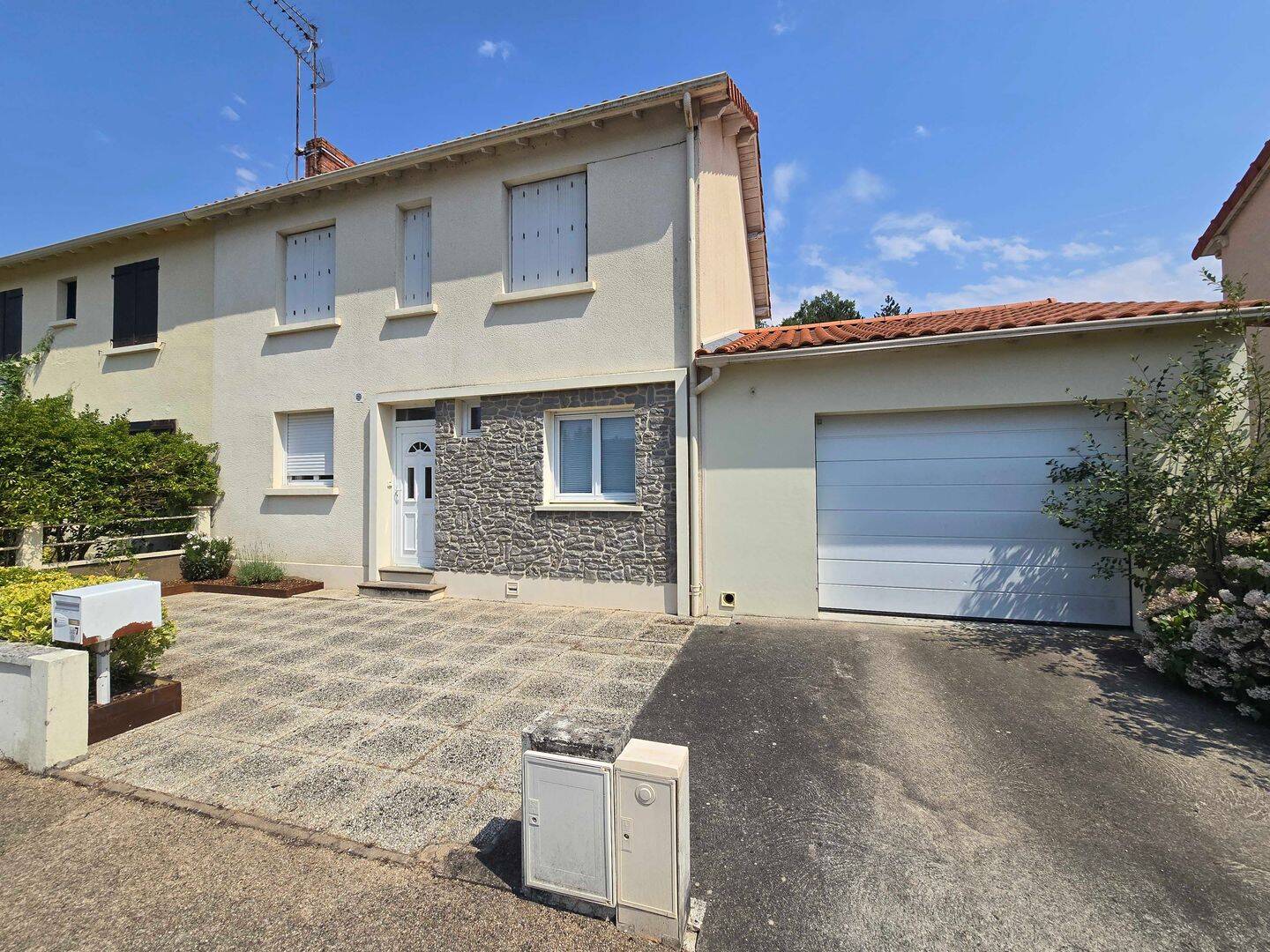 Maison 5 pièces 91 m² · à Trémentines · 91 m² · 180 000 €