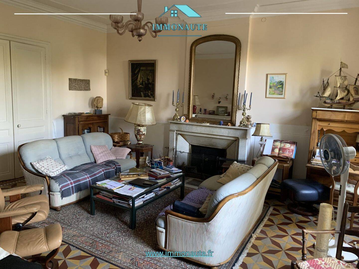 Maison 13 pièces 440 m² · à Montélimar · 440 m² · 1 290 000 €