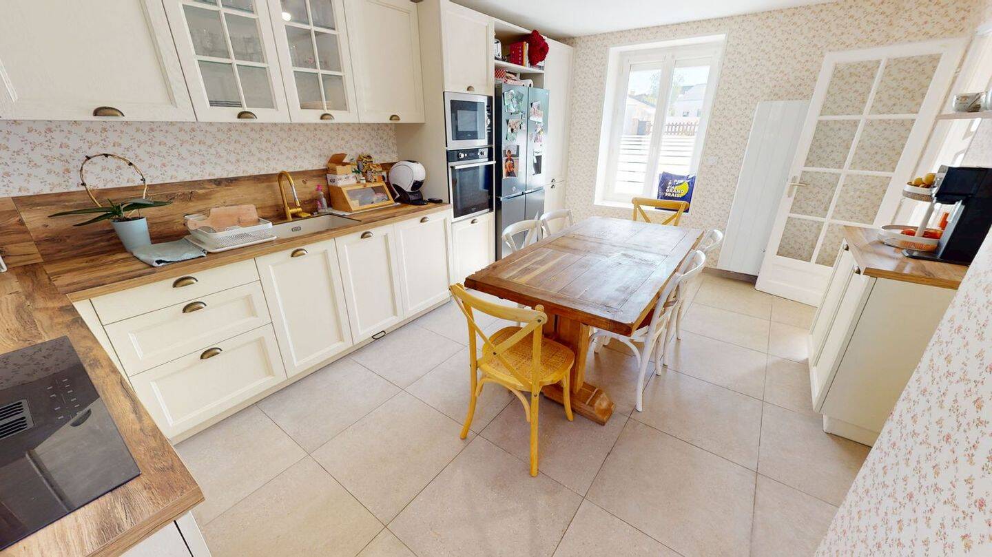 Maison 6 pièces 97 m² · à Le Molay-Littry · 96,8 m² · 247 000 €