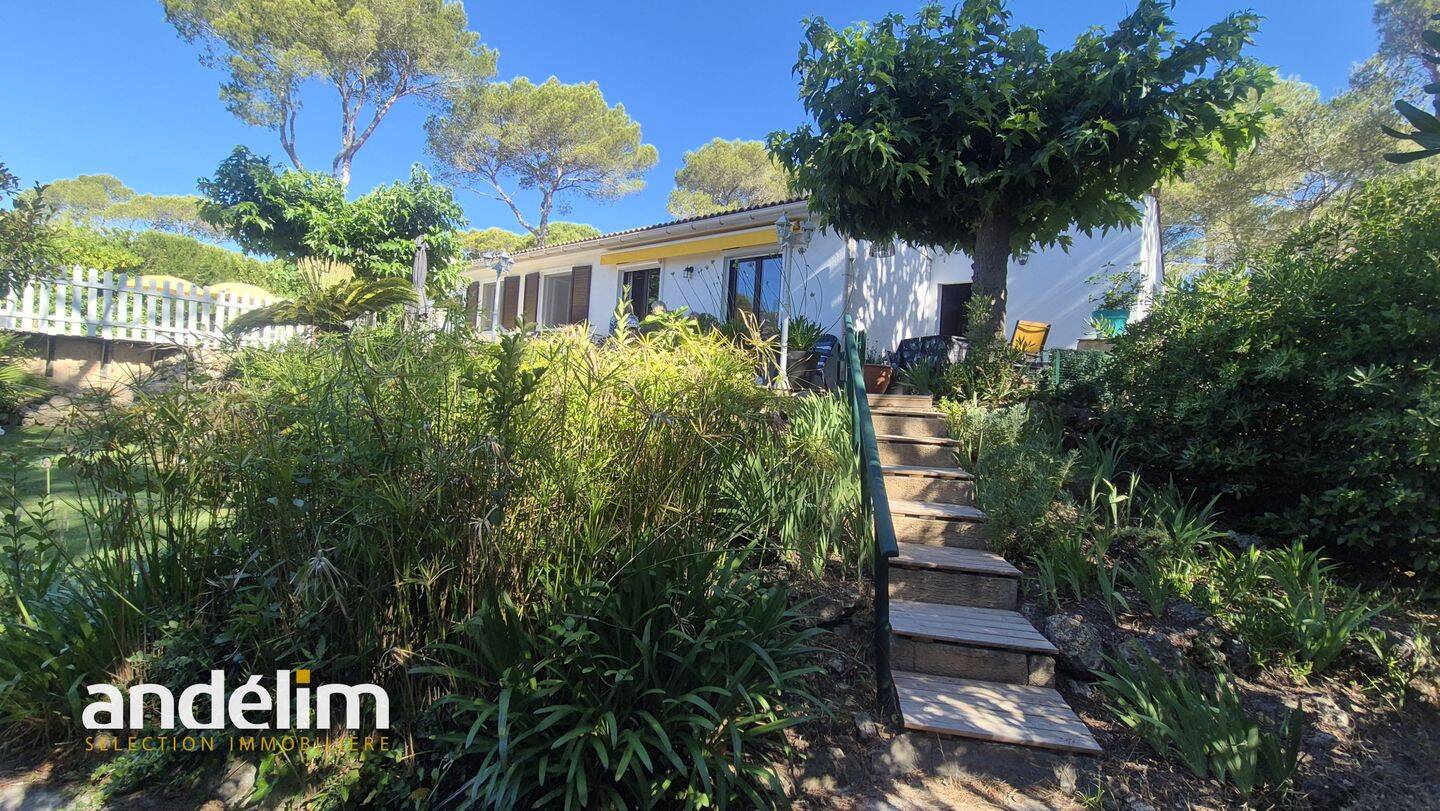 Maison 4 pièces 94 m² · à Fréjus · 94 m² · 655 000 €