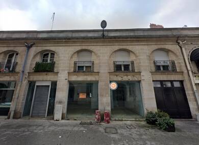 Local commercial à louer 2 375 € 88 m² de surface de vente Nantes 44000