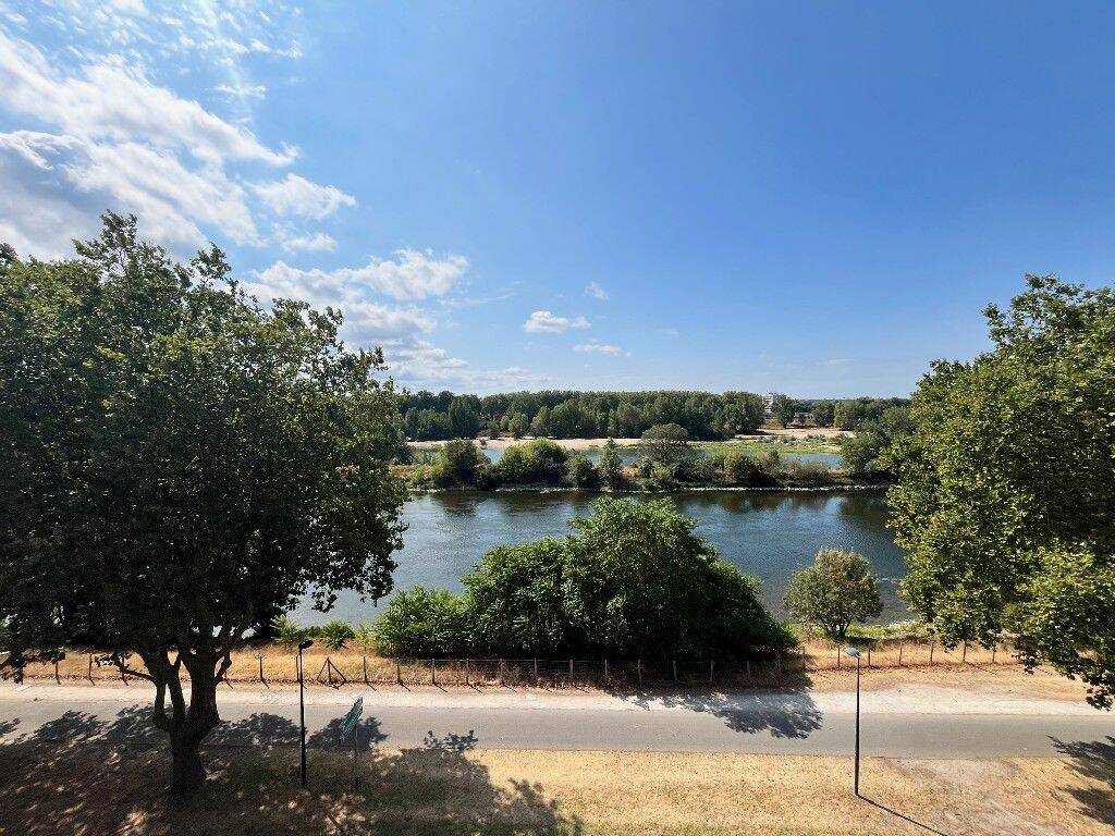 Appartement 2 pièces 51 m² · à Orléans · 51,2 m² · 153 000 €