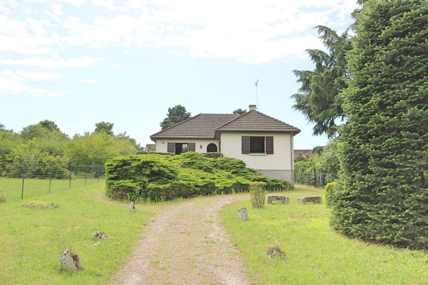 Maison 5 pièces 90 m² · à Nargis · 90 m² · 169 000 €