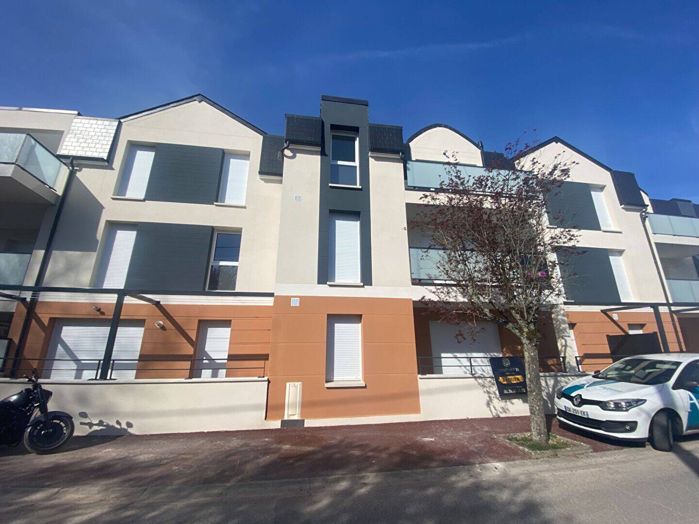 Appartement 3 pièces 69 m² · à Saint-Jean-de-la-Ruelle · 69 m² · 850 €/mois