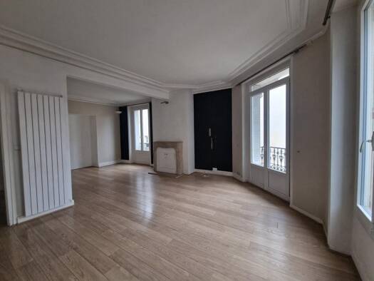 Appartement à vendre 395 000 € 4 pièces 3 chambres 112 m² Étage 1/2 Tassigny-Leclerc Centre Lagny-sur-Marne 77400