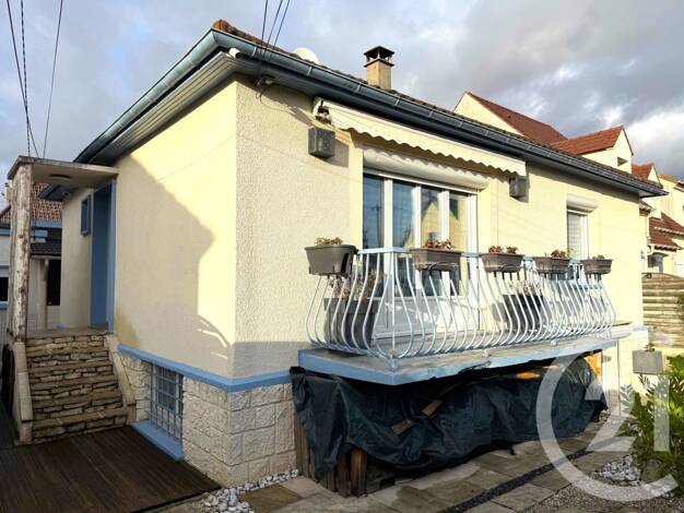 Maison à vendre 408 000 € 7 pièces 4 chambres 106,3 m² 350 m² de terrain Bezons 95870