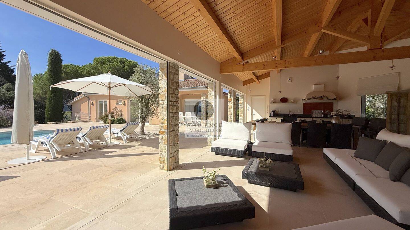 Maison 6 pièces 172 m² · à Rompon · 172 m² · 620 000 €