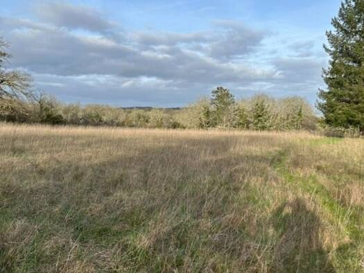Terrain constructible à vendre 57 000 € 5 298 m² de terrain Cubjac 24640