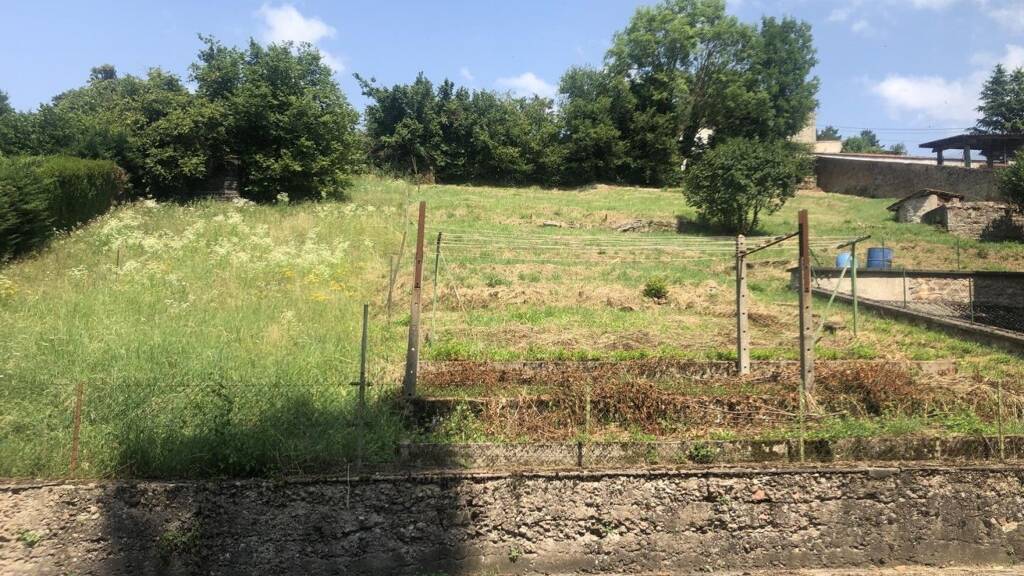 Terrain constructible à vendre 35 000 € 850 m² de terrain Amplepuis 69550