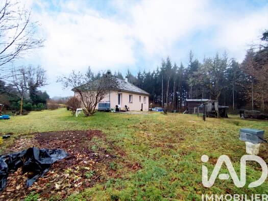 Maison à vendre 175 000 € 4 pièces 3 chambres 96 m² 2 645 m² de terrain Saint-Victour 19200