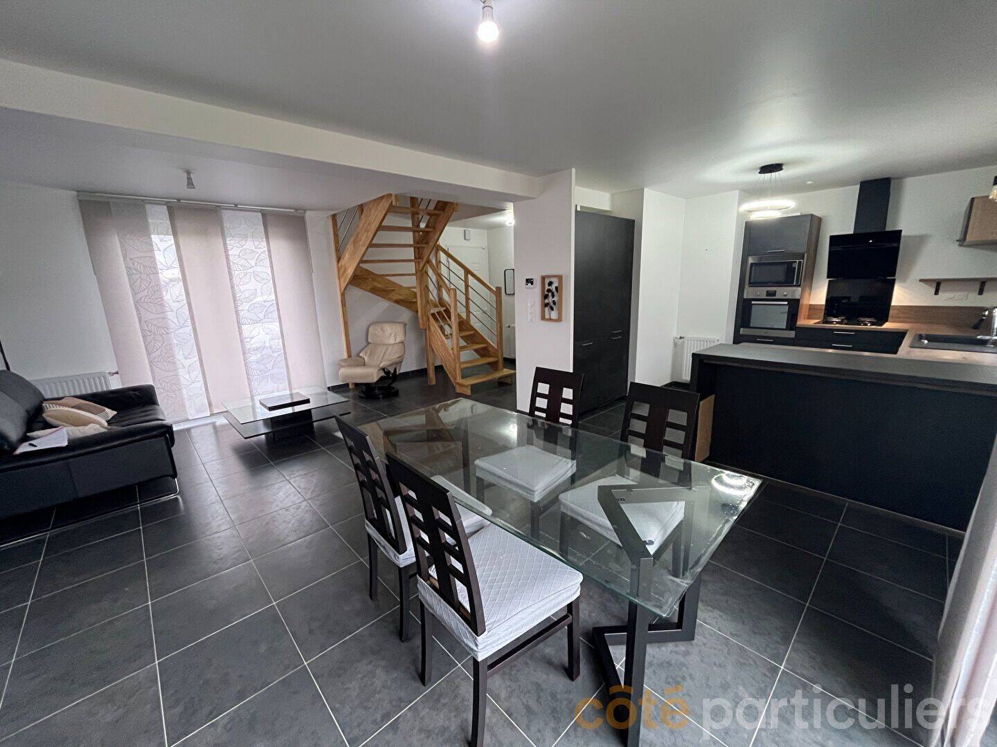 Maison 4 pièces 79 m² · à Plougoumelen · 78,7 m² · 1 100 €
