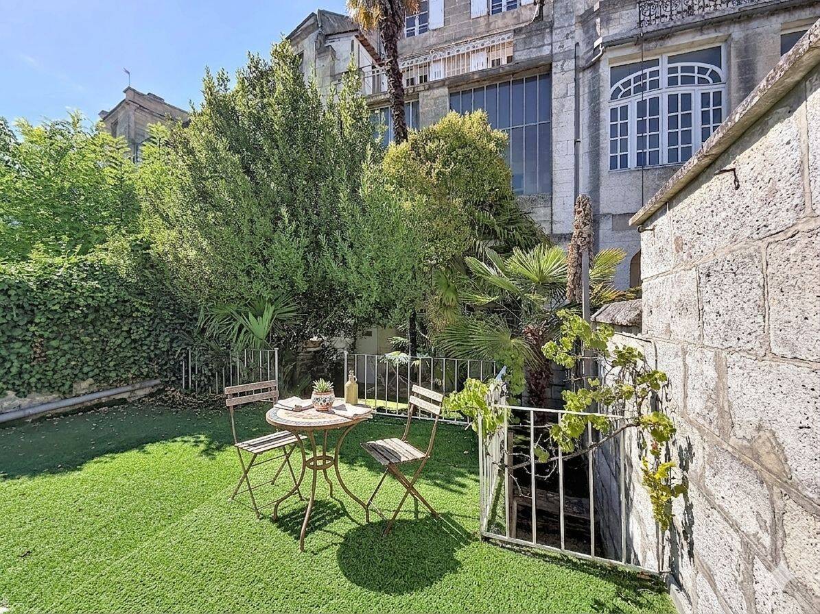 Maison 6 pièces 170 m² · à Angoulême · 170 m² · 356 000 €