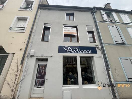 Immeuble à vendre 137 000 € 179 m² Nord Ouest Bar-sur-Aube 10200