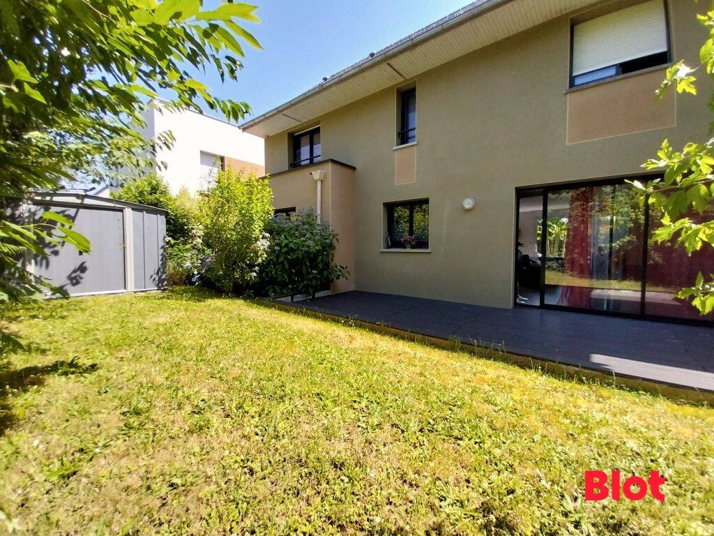 Maison 5 pièces 109 m² · à Romillé · 109,2 m² · 304 500 €