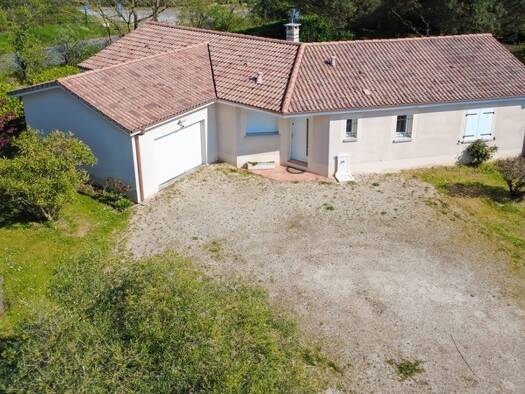 Maison à vendre 195 064 € 4 pièces 3 chambres 99 m² Gondrin 32330