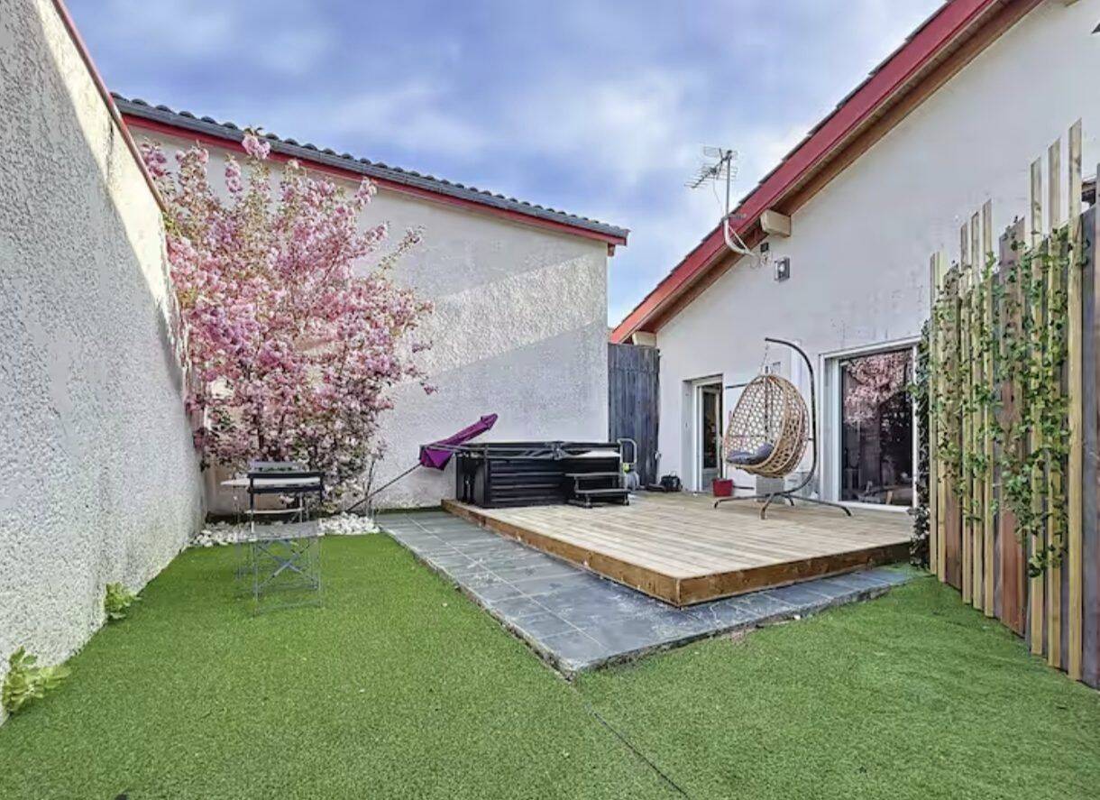 Maison 2 pièces 35 m² · à Gradignan · 35 m² · 950 €/mois